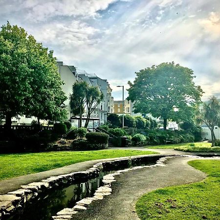 Palm Court B&B Ильфракомб Экстерьер фото
