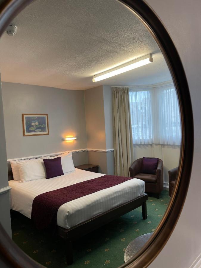 Palm Court B&B Ильфракомб Экстерьер фото