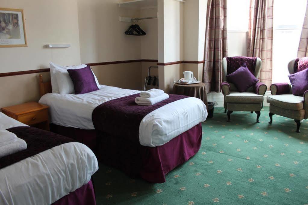 Palm Court B&B Ильфракомб Экстерьер фото