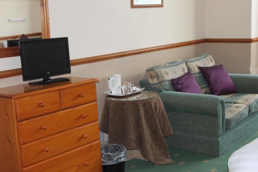 Palm Court B&B Ильфракомб Экстерьер фото